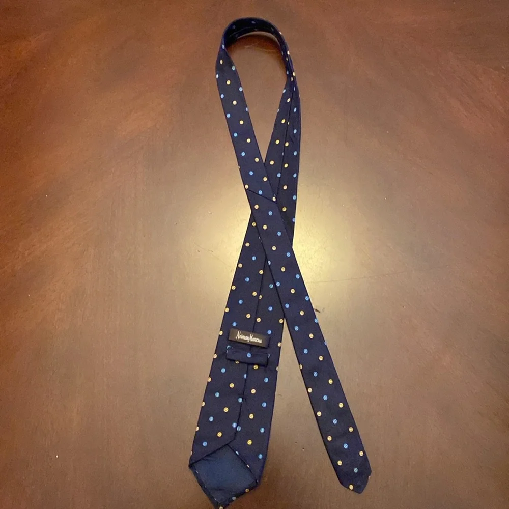 Neiman Marcus Boys Silk Navy Blue Polka Dot Tie